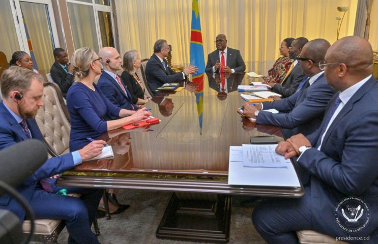 Les États-Unis réaffirment leur engagement de mettre fin du conflit en RDC, annonce le conseiller pour l’Afrique de Trump